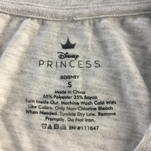 4/$16 🧜♀️ Little Mermaid Tee Small - Picture 4 of 4